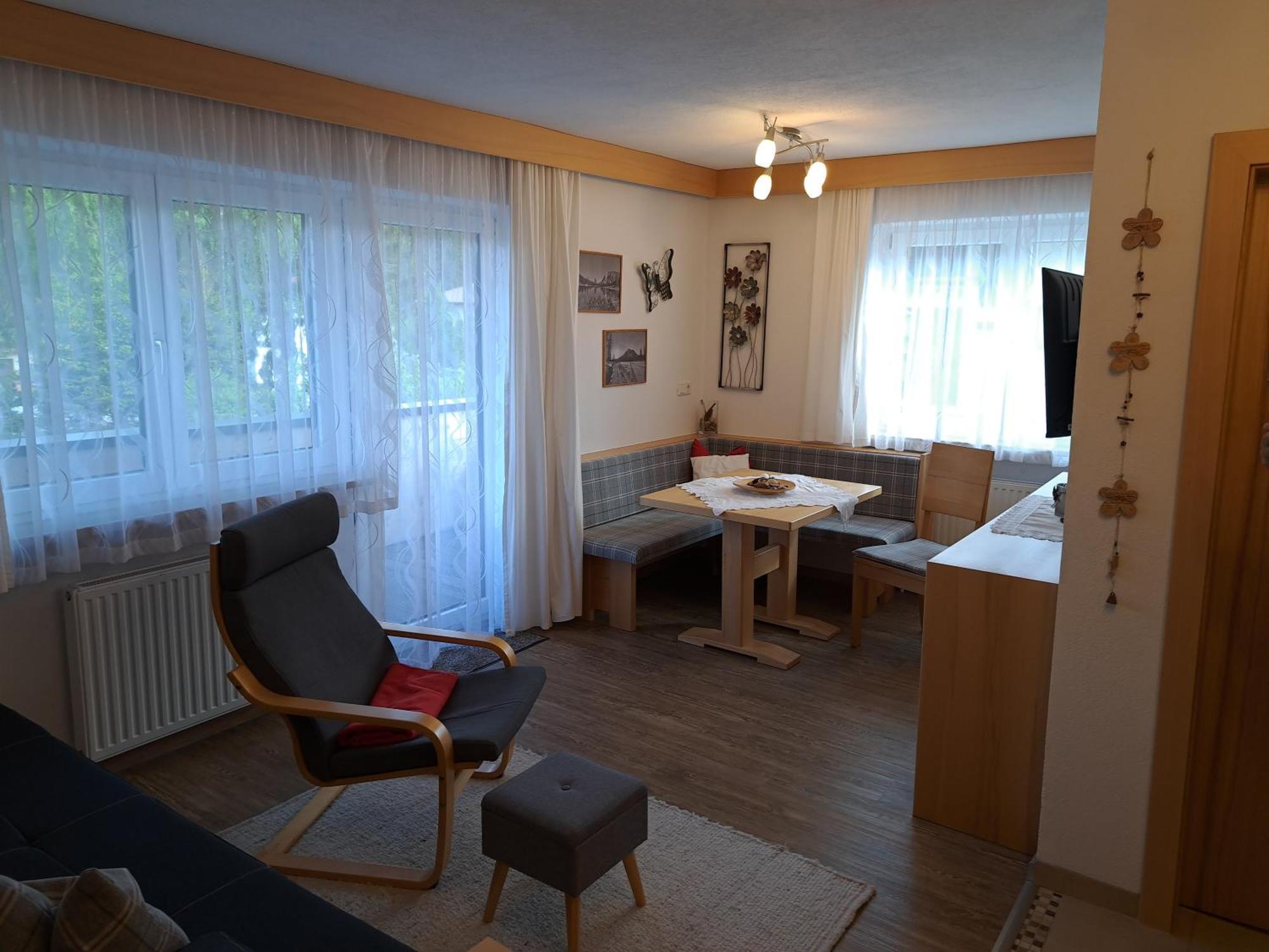 ליוטאש Apartmenthaus Bader מראה חיצוני תמונה