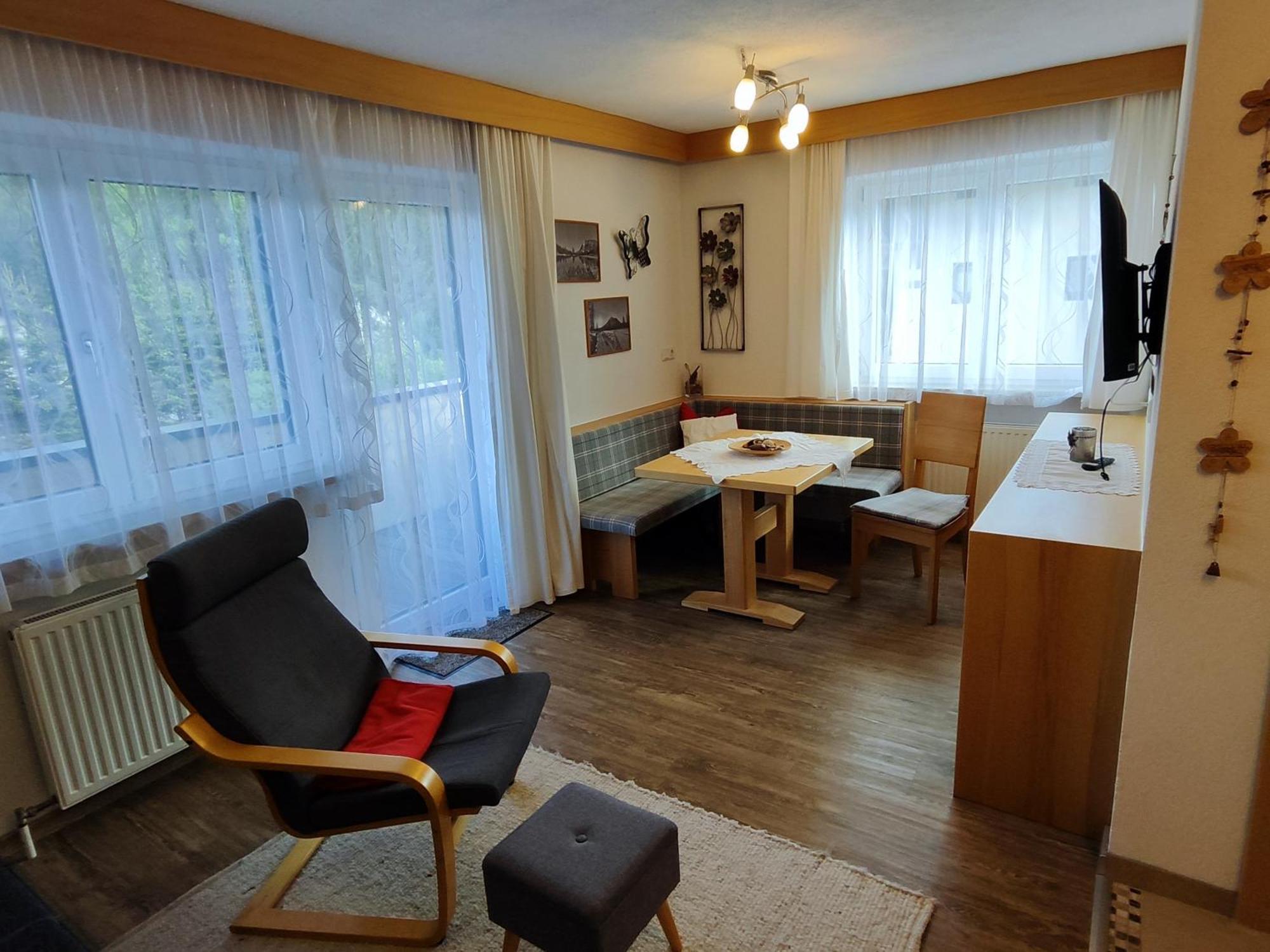 ליוטאש Apartmenthaus Bader מראה חיצוני תמונה