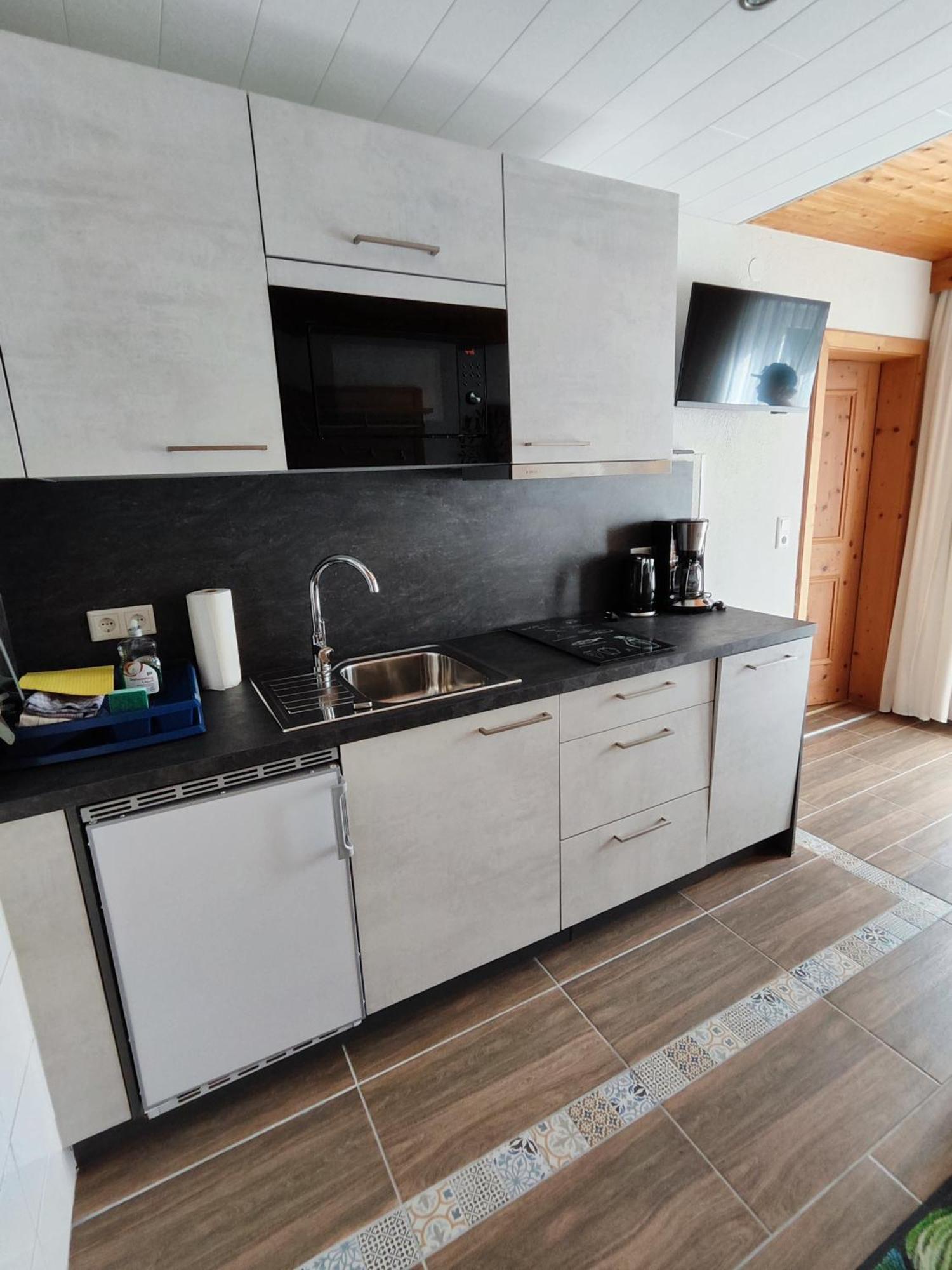 ליוטאש Apartmenthaus Bader מראה חיצוני תמונה