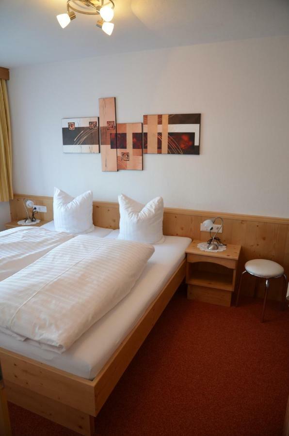 ליוטאש Apartmenthaus Bader מראה חיצוני תמונה